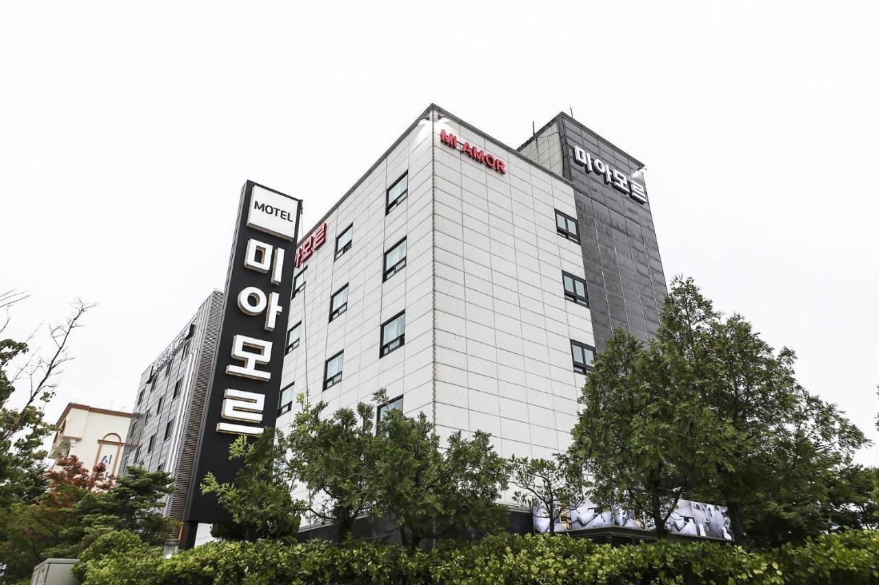 Mi Amor Motel Szokcsho Kültér fotó